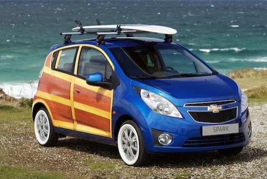 Chevrolet Spark Woody, el coche para los surferos