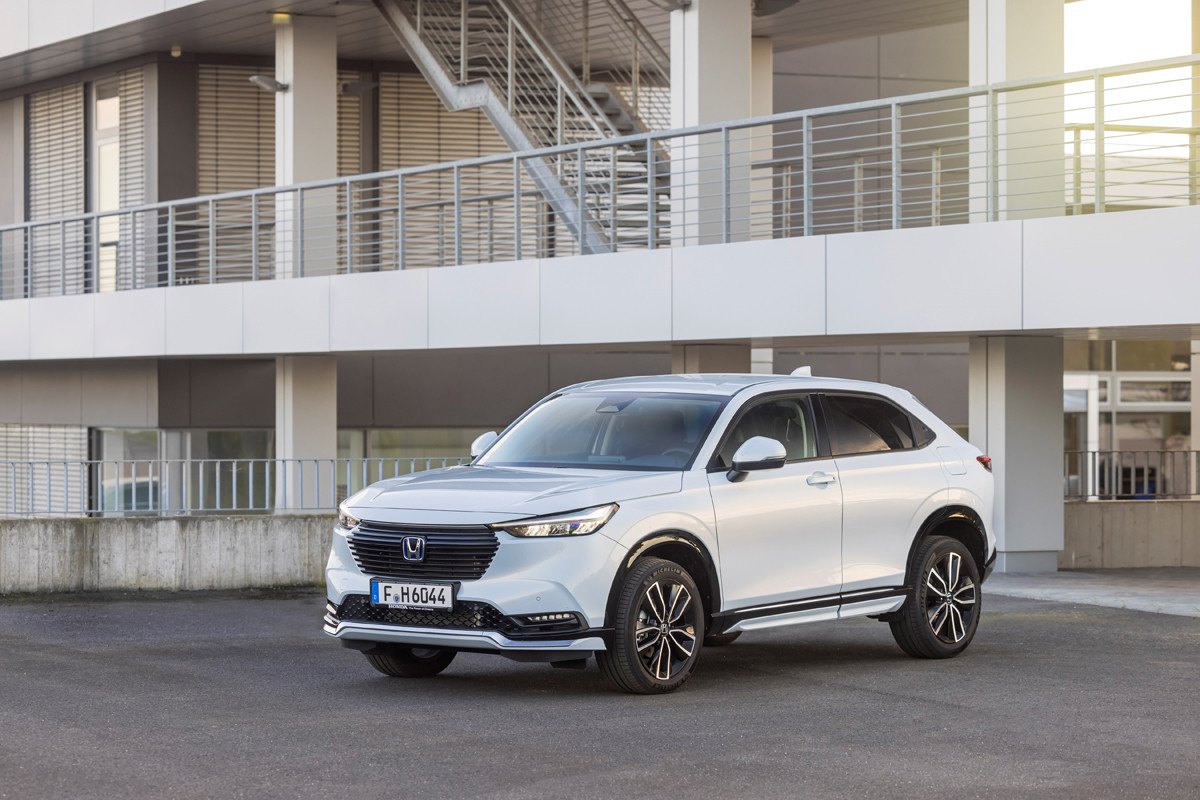 Prueba: Nuevo Honda HR-V e:HEV 2022: opinión, precios, claves