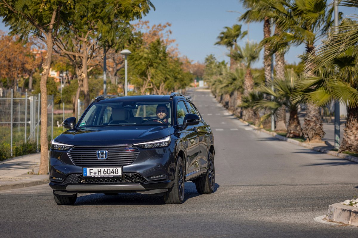 Prueba: Nuevo Honda HR-V e:HEV 2022: opinión, precios, claves