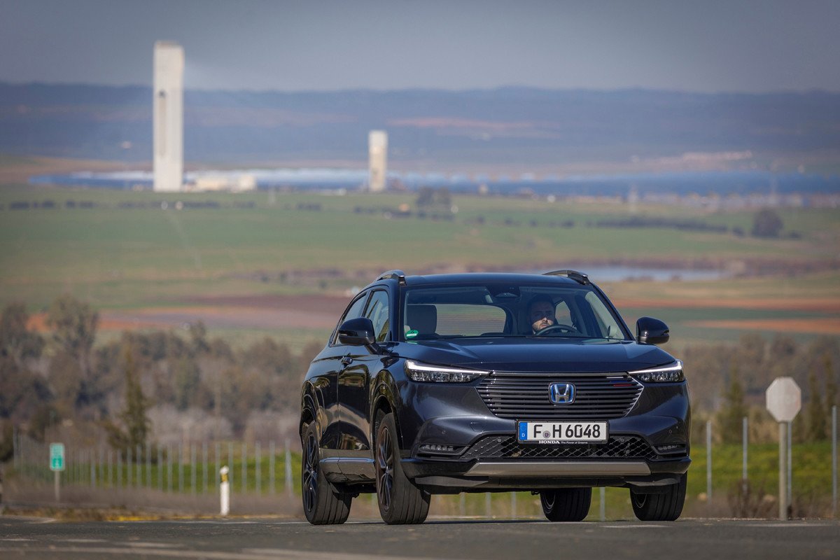 Prueba: Nuevo Honda HR-V e:HEV 2022: opinión, precios, claves