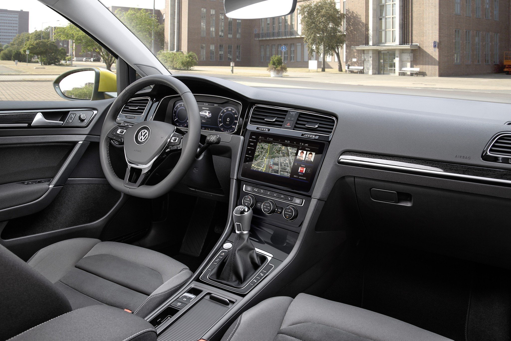 Volkswagen Golf: qué cambia y que añade el restyling de 2017