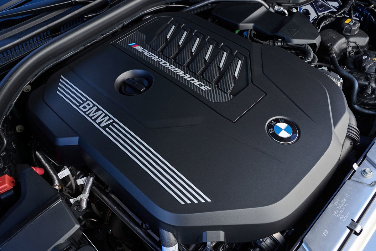BMW Serie 3: llega la motorización M340i para sedan y touring