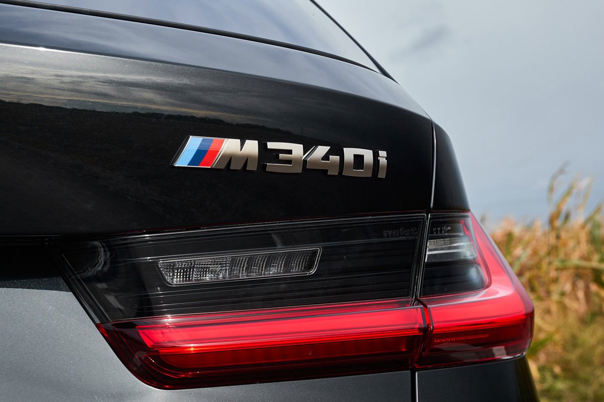 BMW Serie 3: llega la motorización M340i para sedan y touring