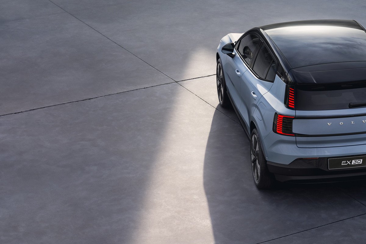 Así es el nuevo Volvo EX30: el eléctrico que está sorprendiendo por su precio tan bajo