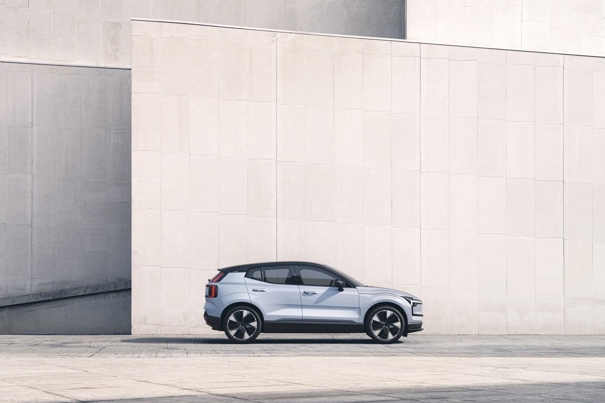 Así es el nuevo Volvo EX30: el eléctrico que está sorprendiendo por su precio tan bajo