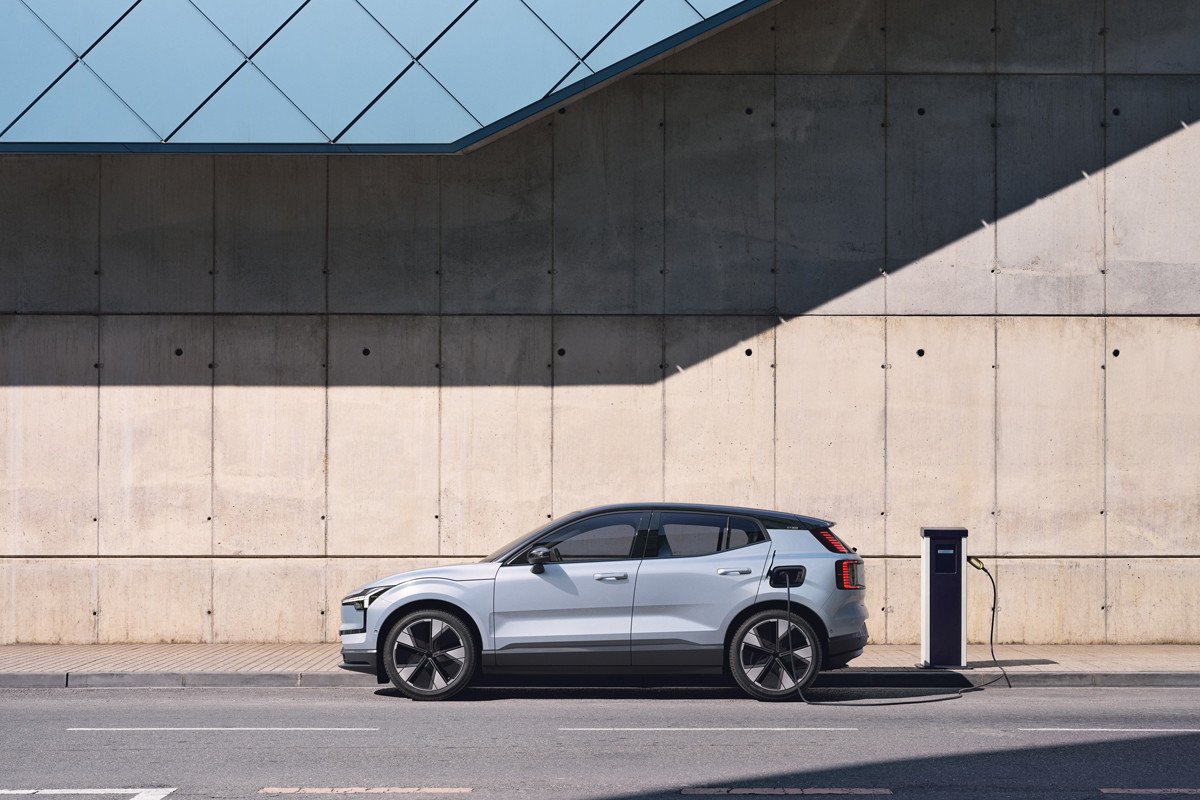 Volvo EX30