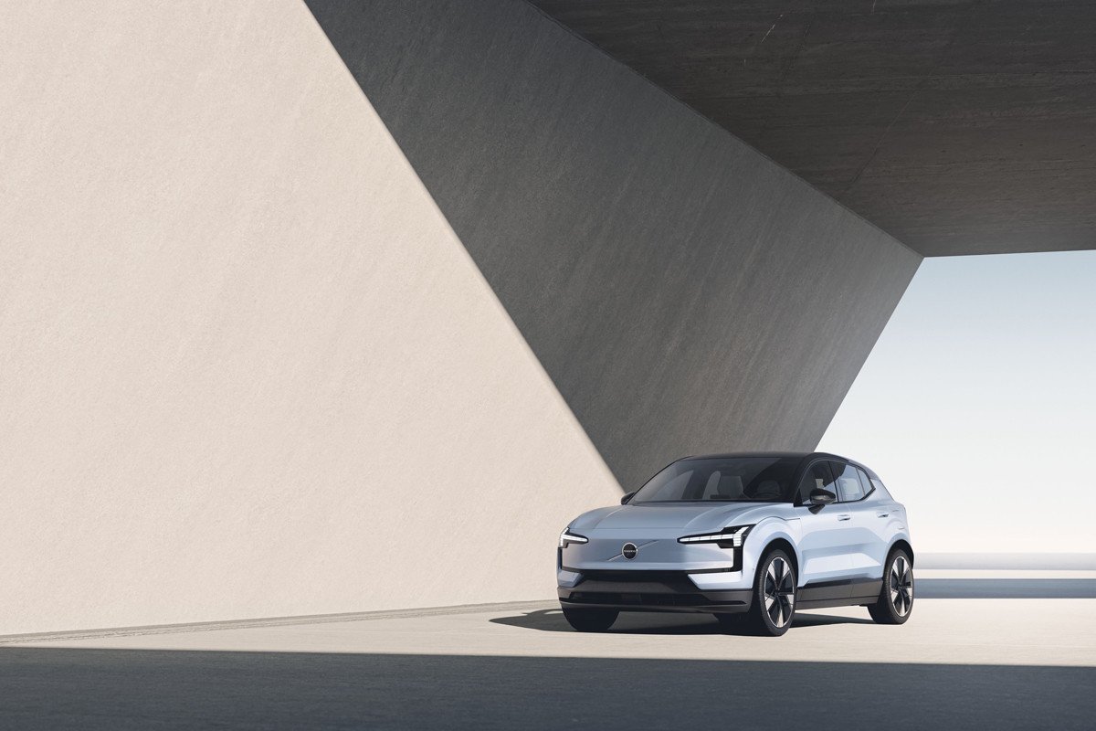 Así es el nuevo Volvo EX30: el eléctrico que está sorprendiendo por su precio tan bajo