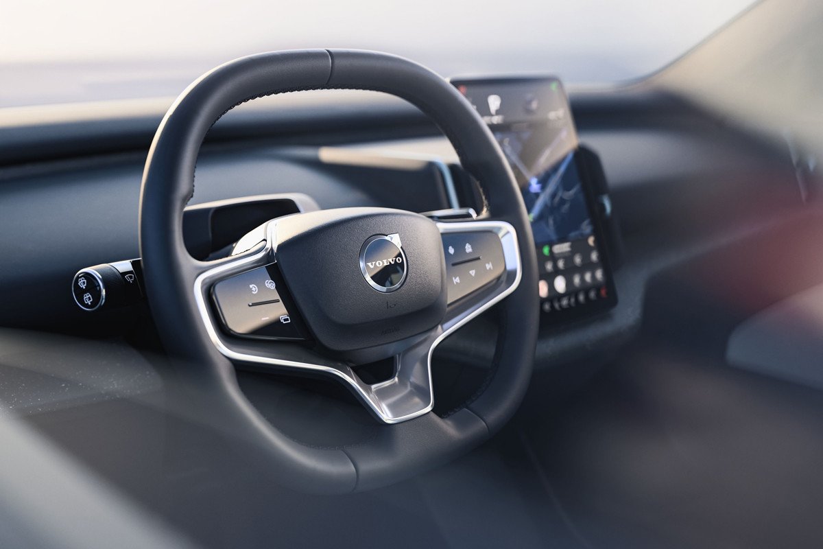 Así es el nuevo Volvo EX30: el eléctrico que está sorprendiendo por su precio tan bajo