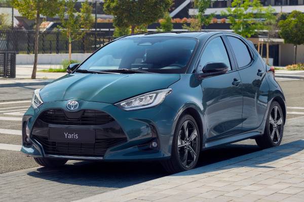 Toyota Yaris 2025 desde 21.900 € con nuevos colores y mejoras en acabados