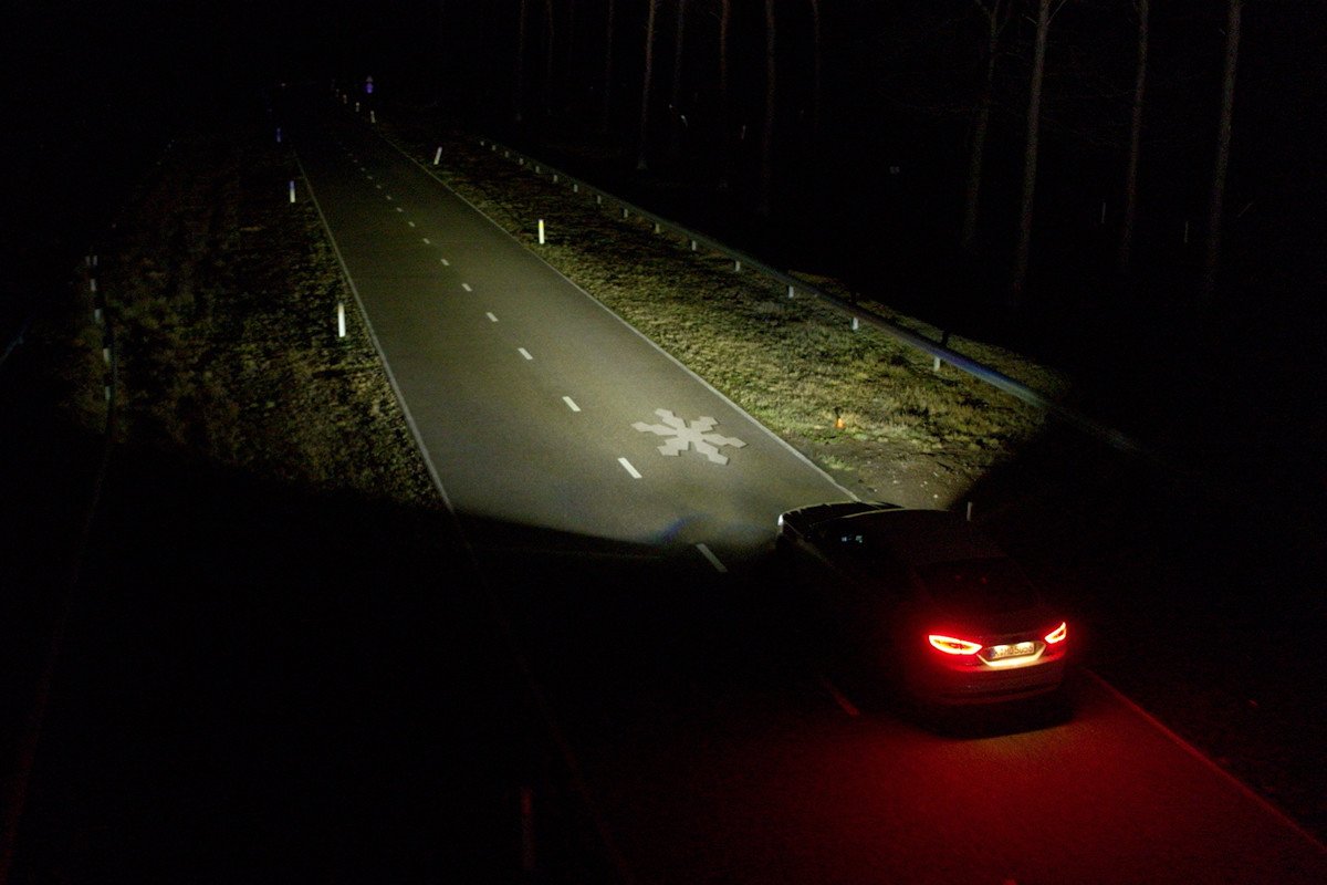 Faros Ford proyectar imagenes