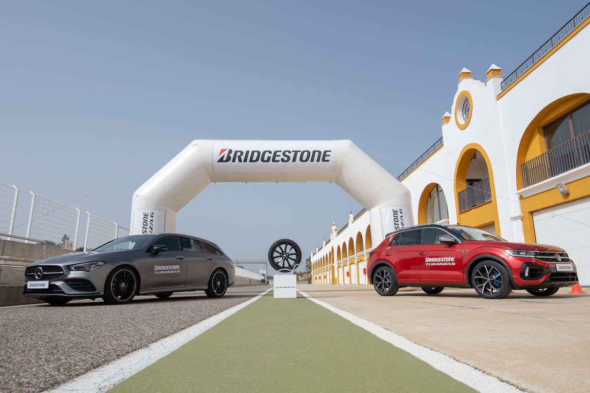 Prueba del neumático Bridgestone Turanza 6: control absoluto sobre agua y más seguridad