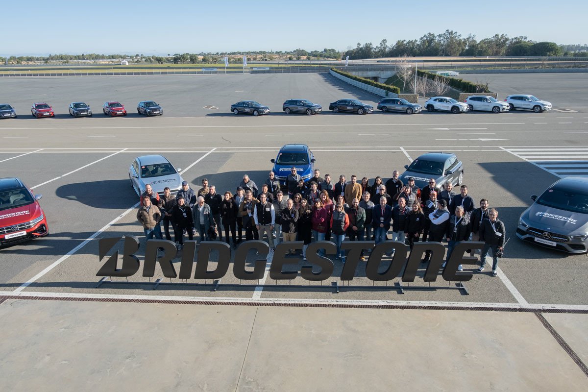 Prueba del neumático Bridgestone Turanza 6: control absoluto sobre agua y más seguridad