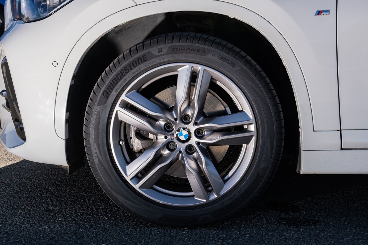 Prueba del neumático Bridgestone Turanza 6: control absoluto sobre agua y más seguridad