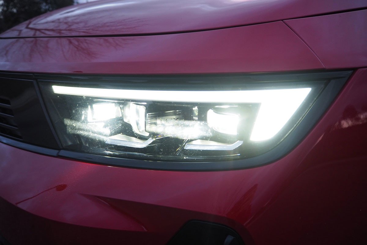 Prueba y opinión del Opel Astra: analizamos precio, motor y comportamiento