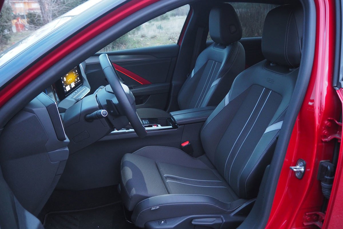 Prueba y opinión del Opel Astra: analizamos precio, motor y comportamiento