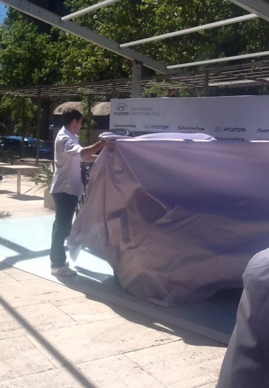 Casillas presenta el nuevo Hyundai Santa Fe