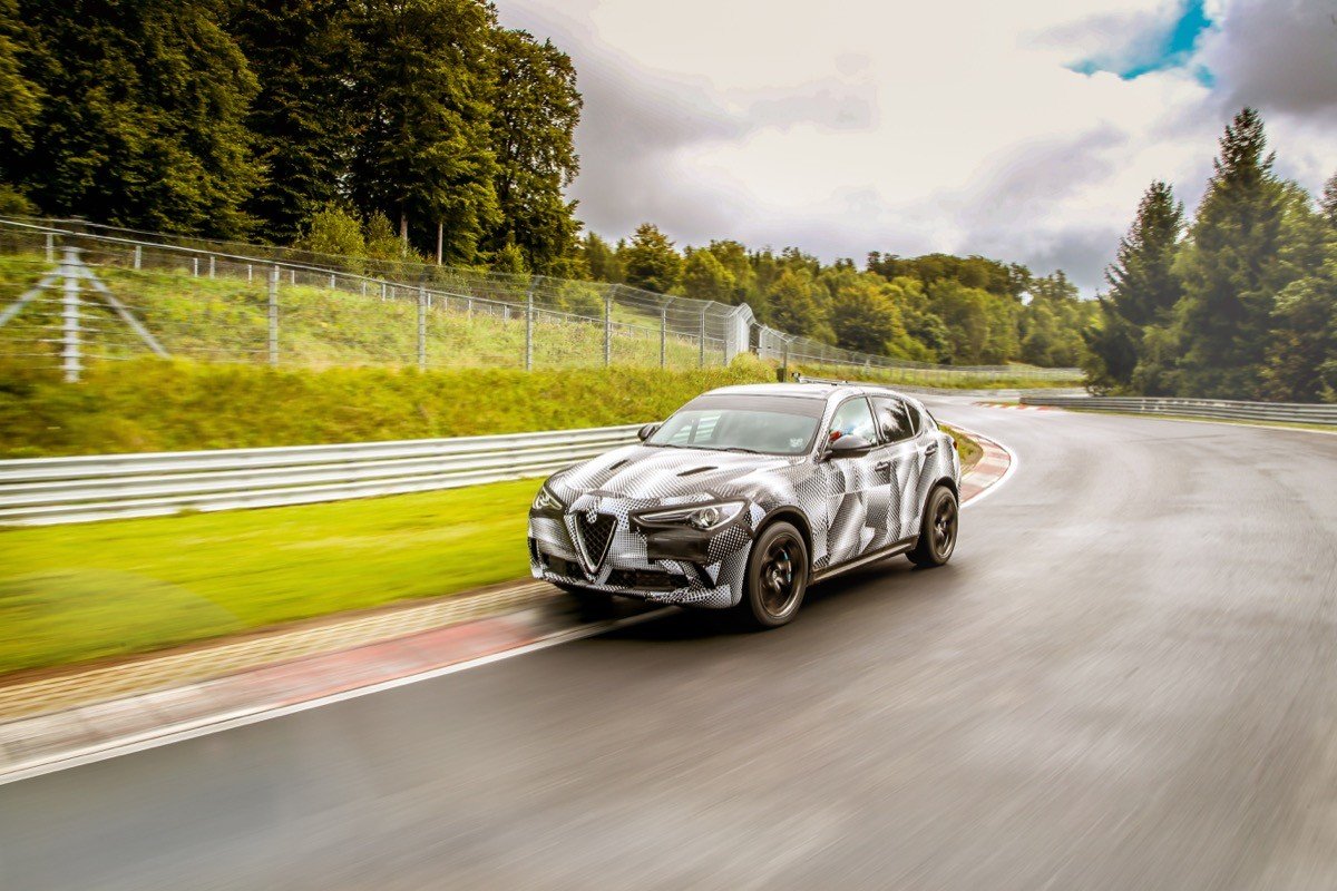 Porsche 911 GT2 RS y Alfa Romeo Stelvio Q: los más rápidos en Nürburgring