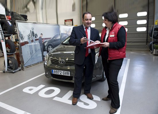 Revisión del coche: Ventajas del servicio oficial