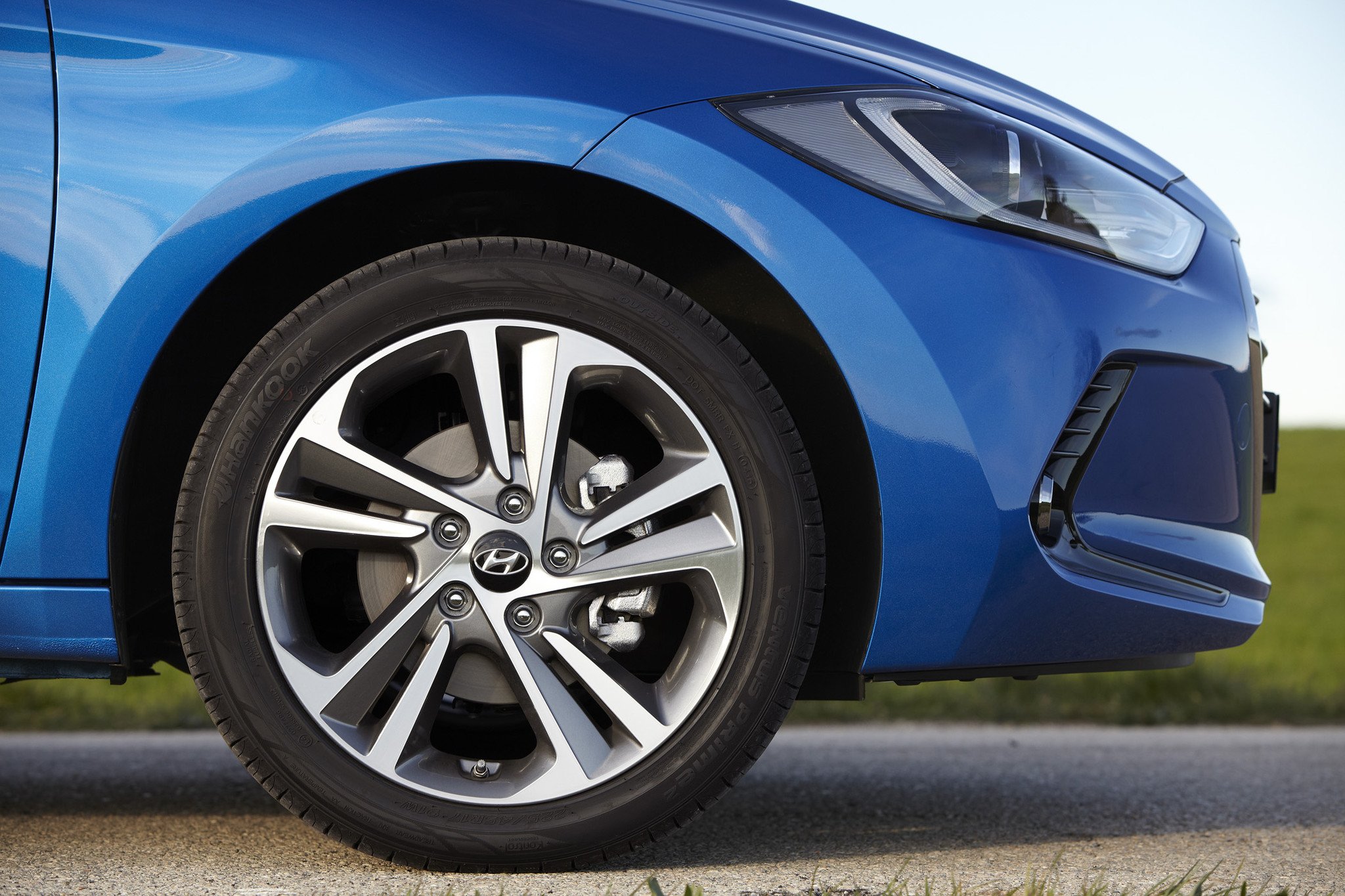 Hyundai Elantra 2016: primera toma de contacto y opinión