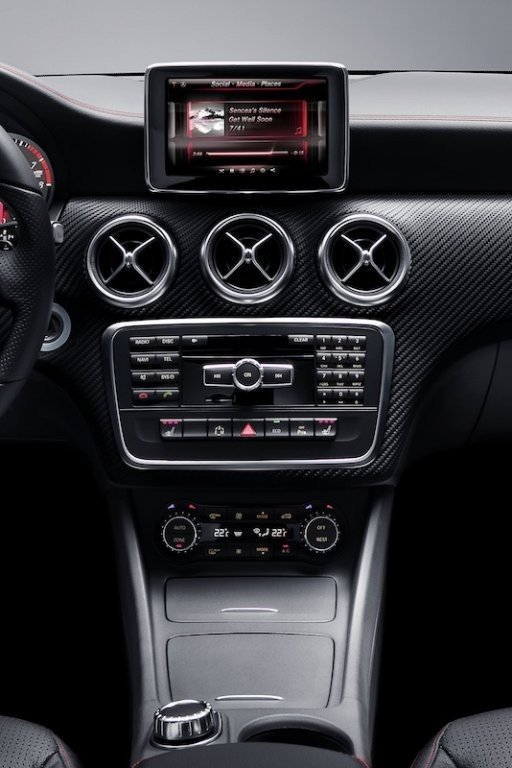 Mercedes Clase A: Nuevas fotos y vídeo
