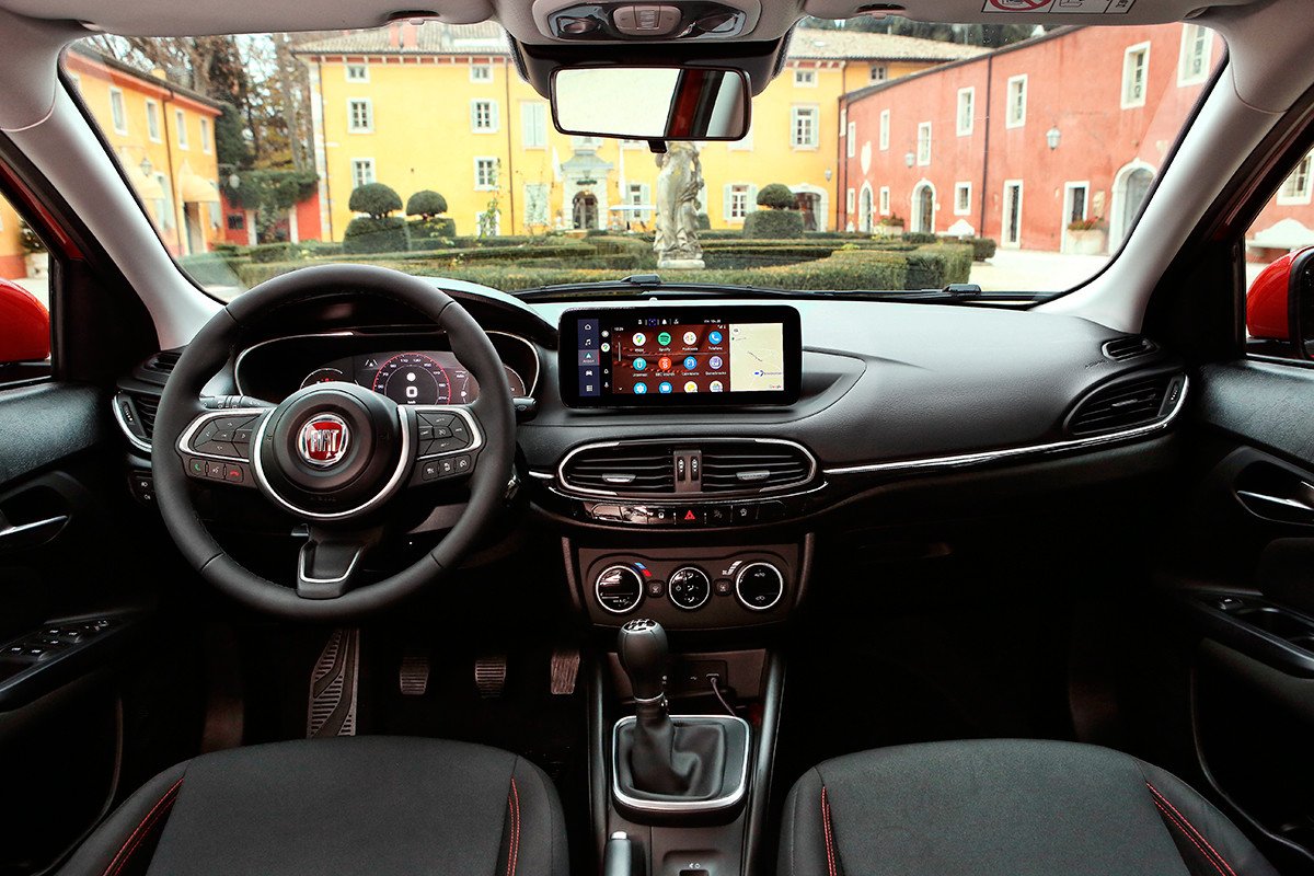 Fiat Tipo (RED) - Auto10