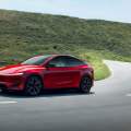 Tesla Model Y Performance 2025: 460 CV, 580 km de autonomía y desde 61.990 euros