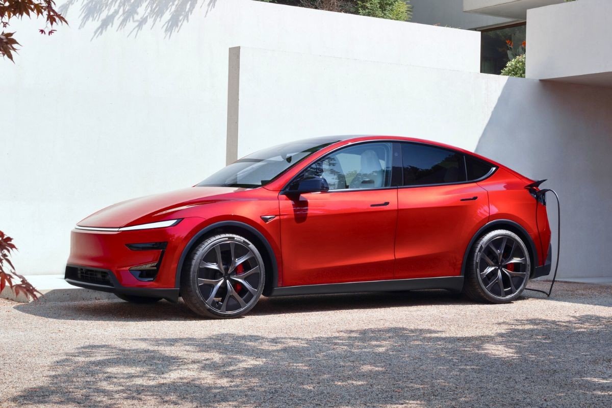 Tesla Model Y Performance 2025