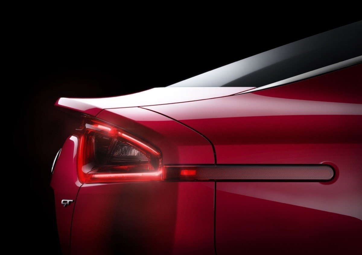 Kia Stinger: una berlina deportiva con estilo coupé y motores turbo de gasolina