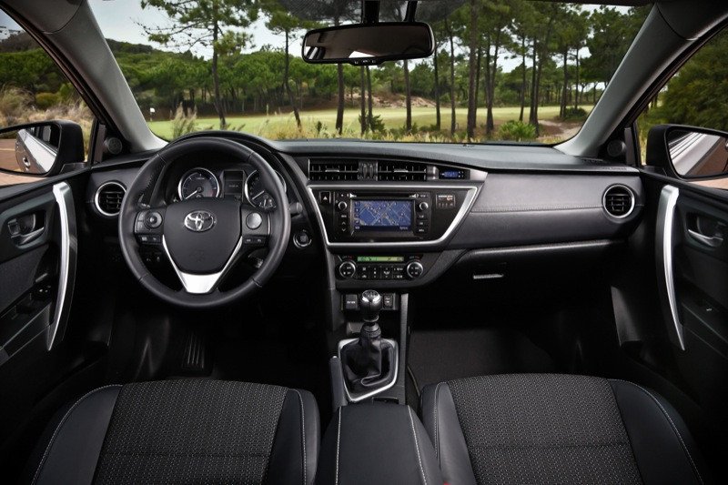 Prueba: nuevo Toyota Auris, más dinámico y atractivo