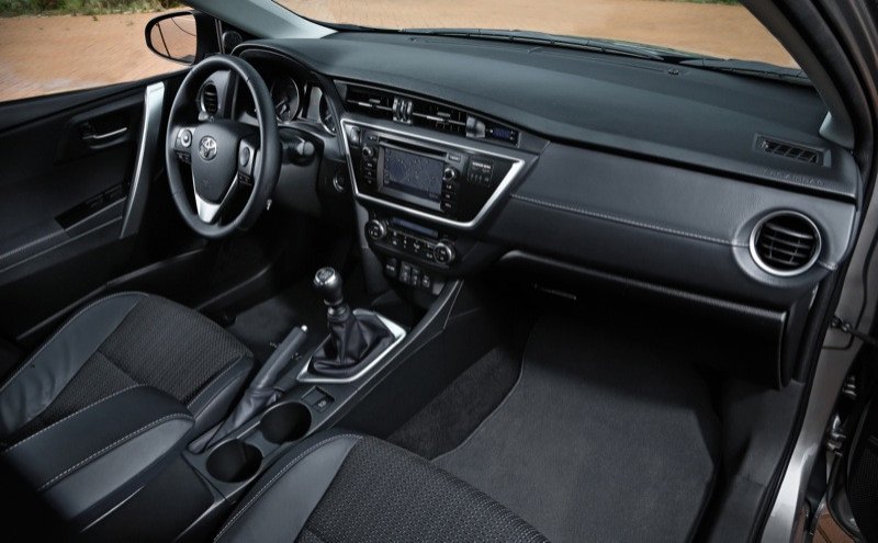 Prueba: nuevo Toyota Auris, más dinámico y atractivo
