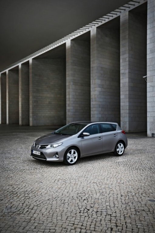 Prueba: nuevo Toyota Auris, más dinámico y atractivo
