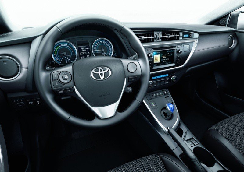 Prueba: nuevo Toyota Auris, más dinámico y atractivo