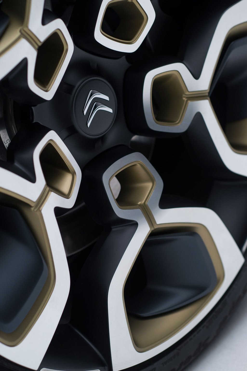 Citroën CXPERIENCE Concept: la berlina híbrida enchufable