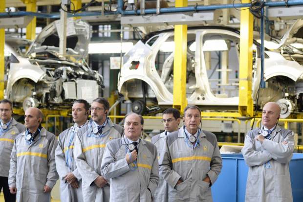 Fabricación coches 2014: España asciende al noveno puesto