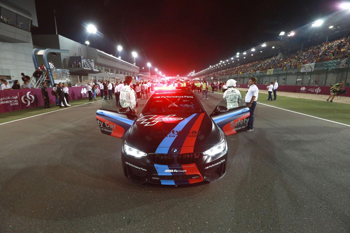 El BMW M4 MotoGP Safety Car estrena la inyección de agua