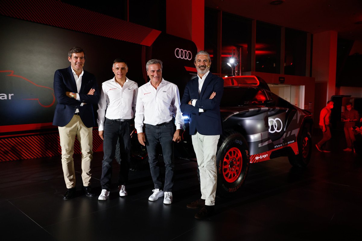 Carlos Sainz presenta el Audi RS Q e-tron en España