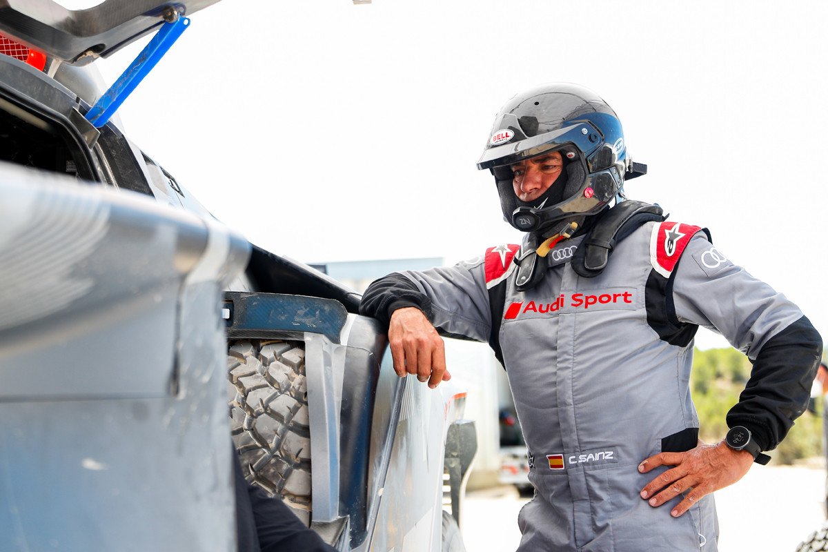 Carlos Sainz presenta el Audi RS Q e-tron en España