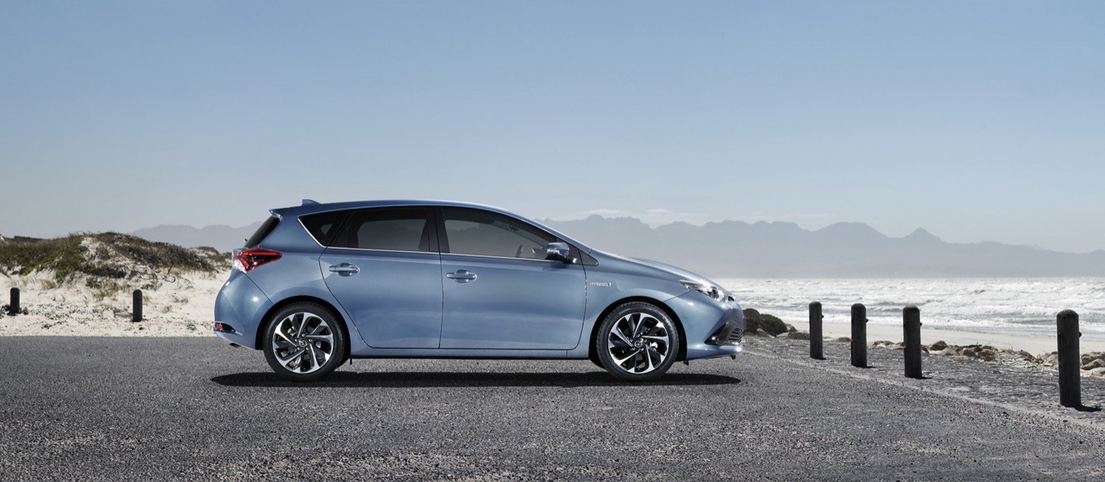 Nuevo Toyota Auris 2015: más eficiente y más equipado