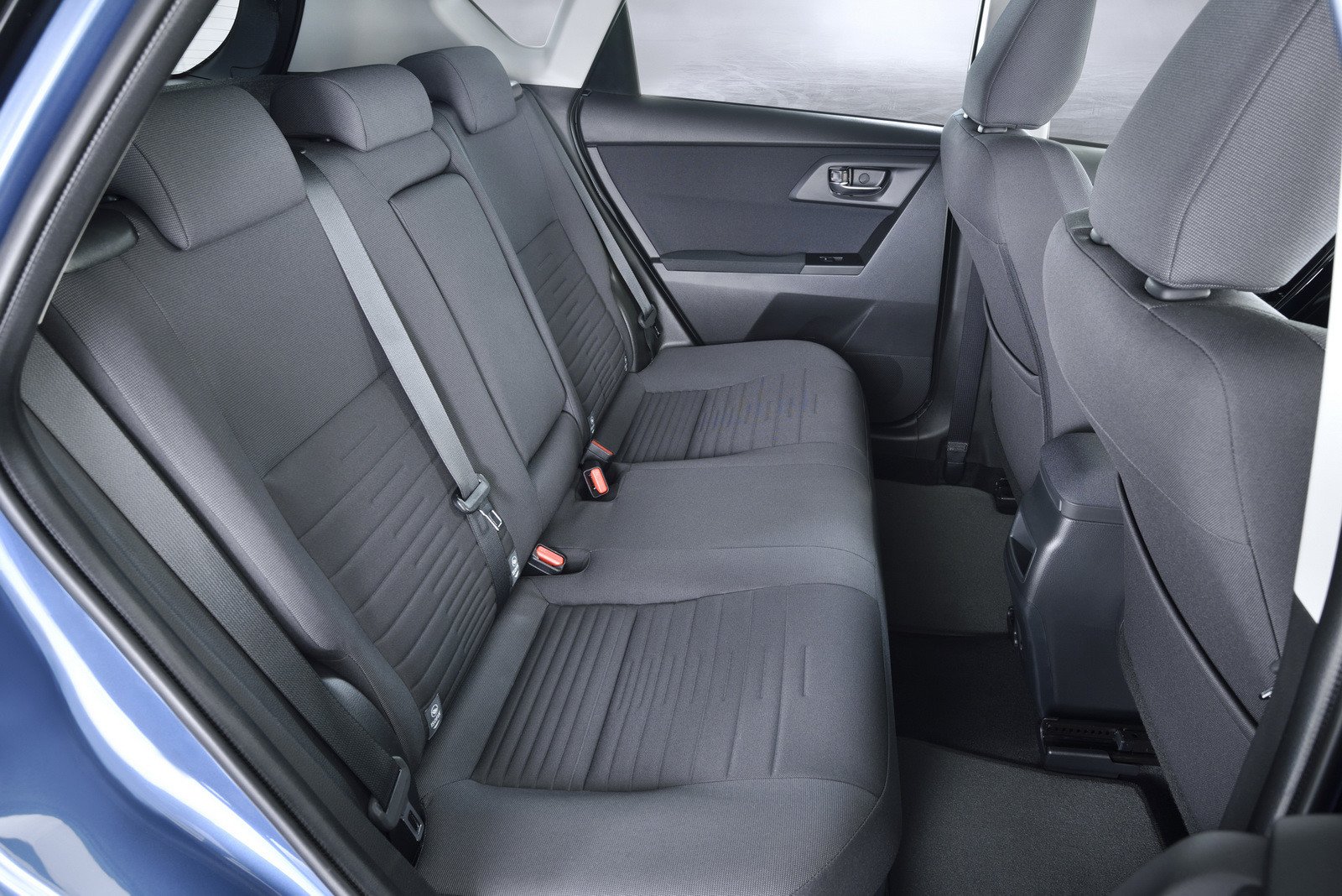 Nuevo Toyota Auris 2015: más eficiente y más equipado