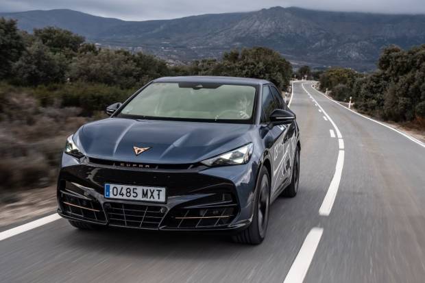 Así es el Cupra Tavascan más barato: 569 km de autonomía por 38.900 euros sin ayudas