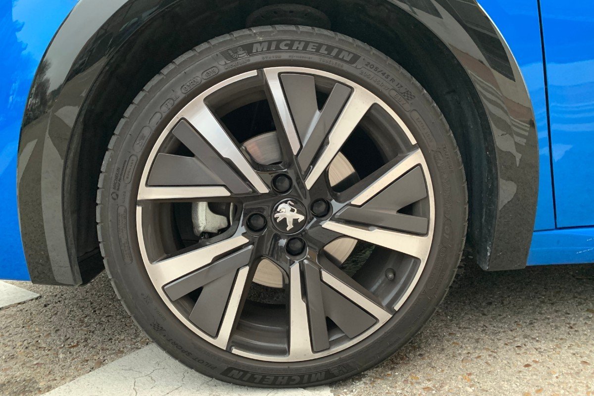 Prueba Peugeot 208 Puretech 130 S&S GT Line: precio, opinión y datos