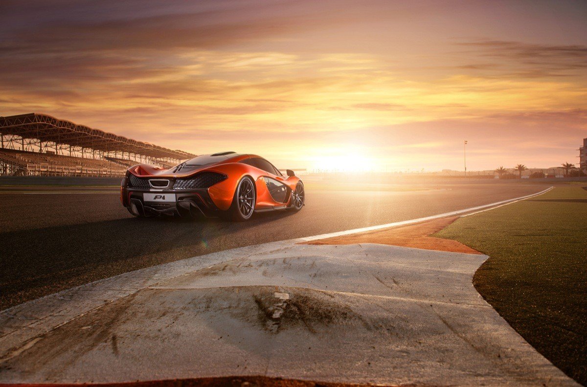 McLaren P1: 916 CV y 900 Nm de par tienen la culpa