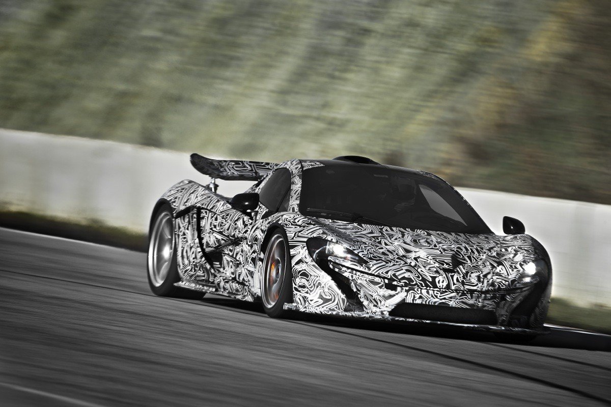 McLaren P1: 916 CV y 900 Nm de par tienen la culpa