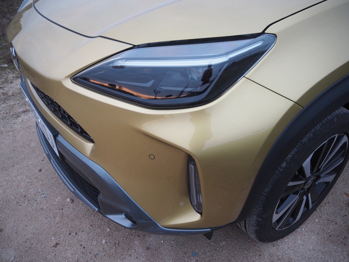 Prueba y opinión del Toyota Yaris Cross: medidas, maletero y 4x4