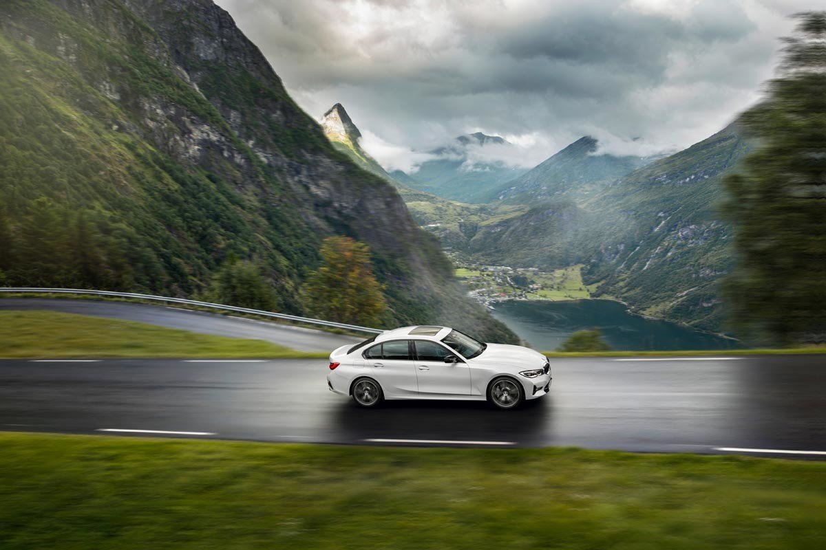 BMW aumenta su gama de motores híbridos suaves en Serie 3, X3 y X4