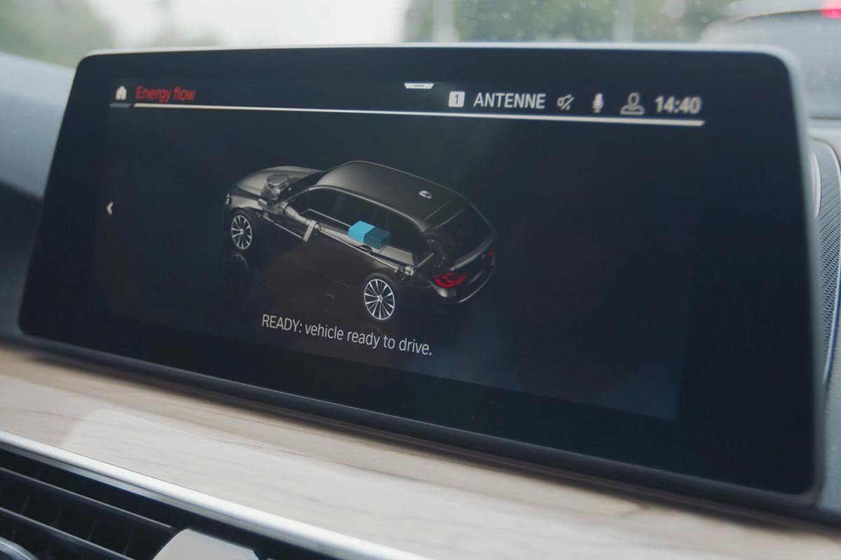 BMW aumenta su gama de motores híbridos suaves en Serie 3, X3 y X4