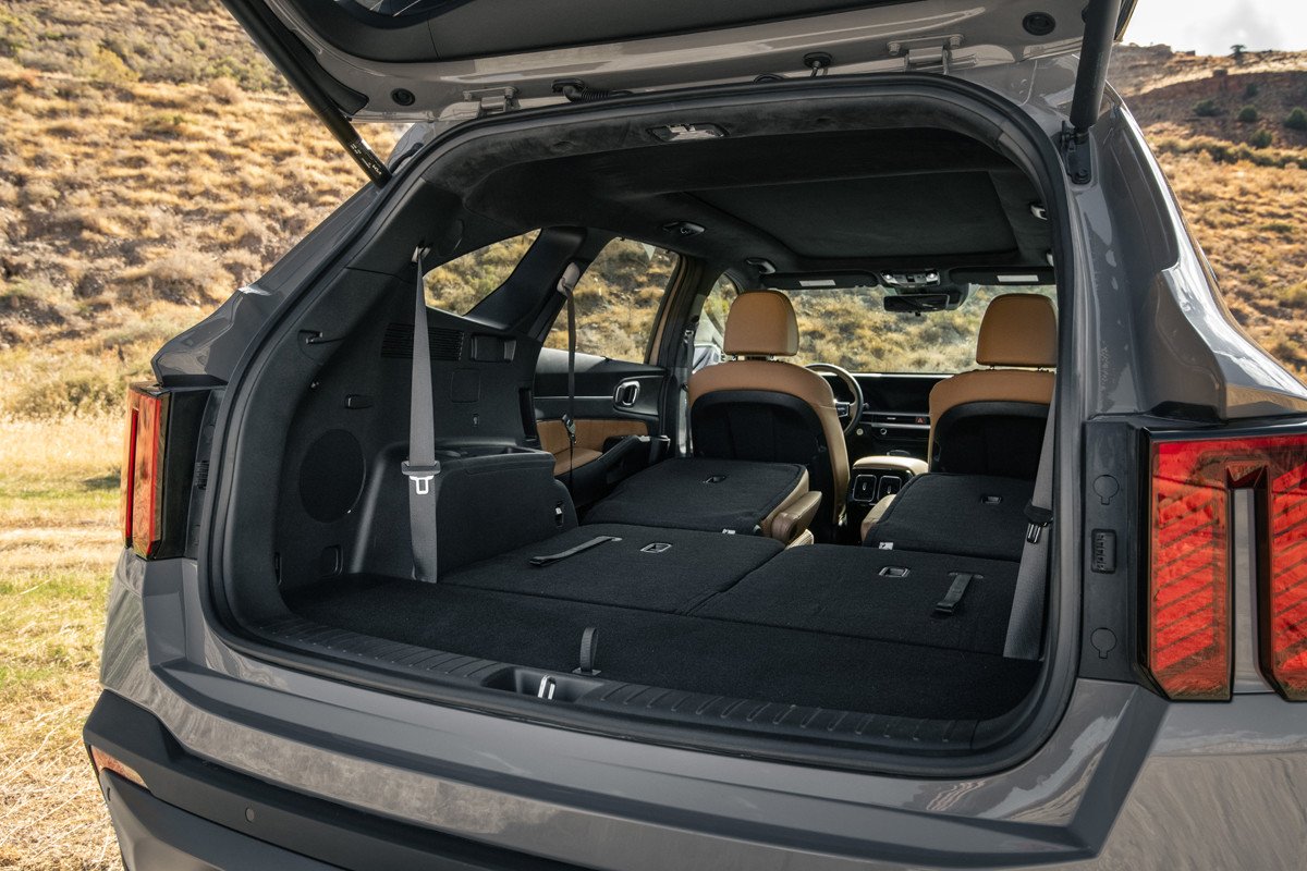 El Kia Sorento se renueva este año y ya tenemos sus primeras fotografías