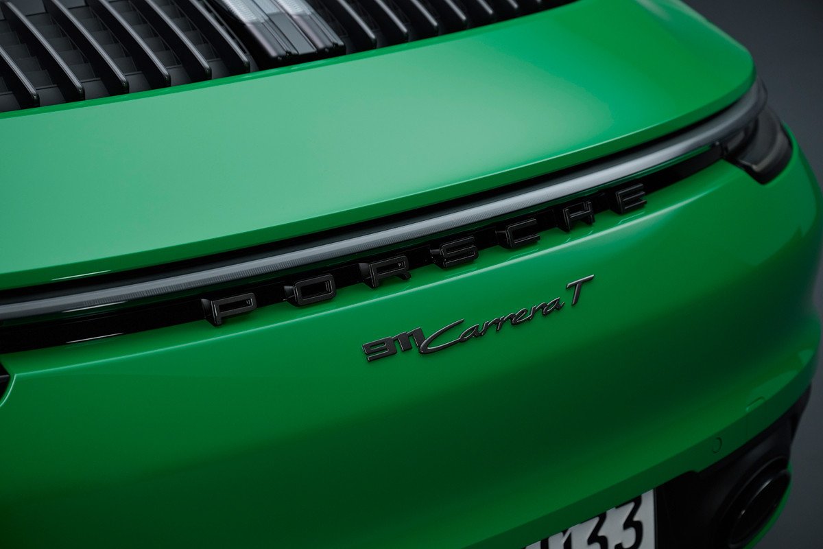 Porsche 911 Carrera T: deportividad y ligereza con el motor de acceso