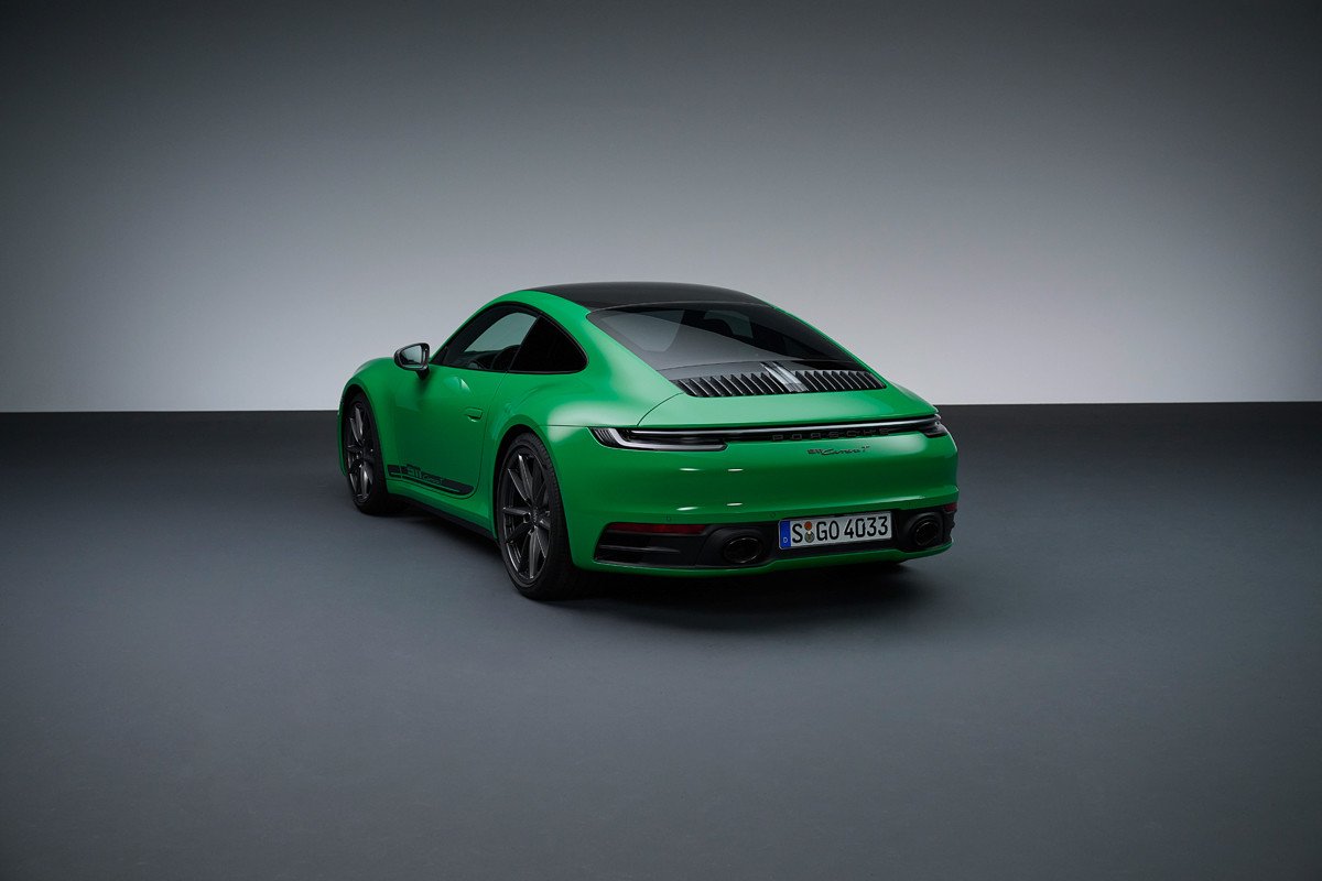 Porsche 911 Carrera T: deportividad y ligereza con el motor de acceso