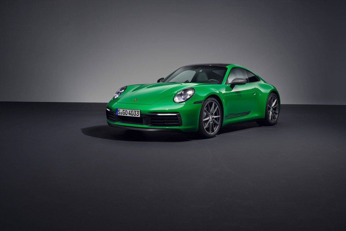 Porsche 911 Carrera T: deportividad y ligereza con el motor de acceso